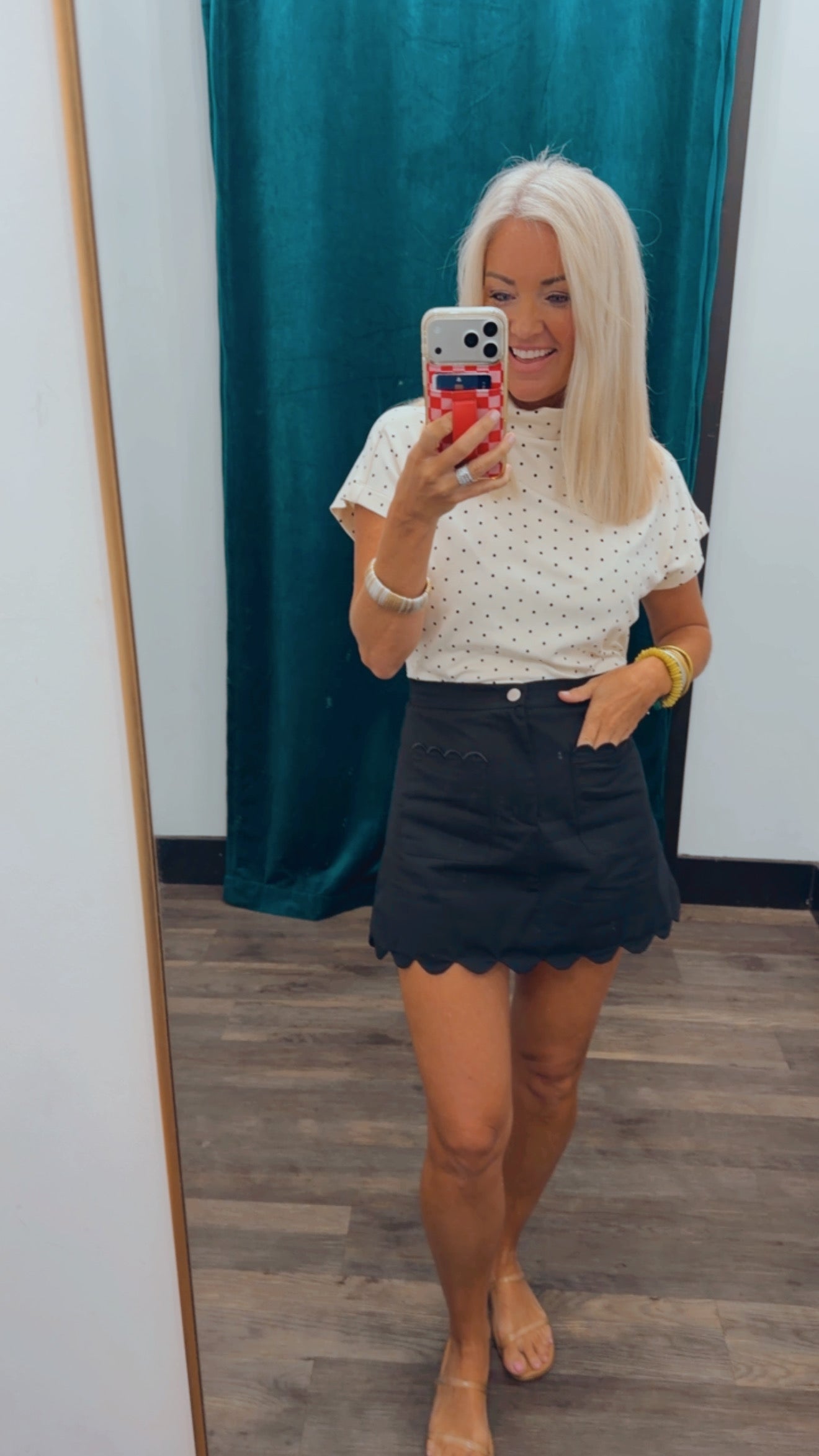 Scalloped Hem Mini Skirt