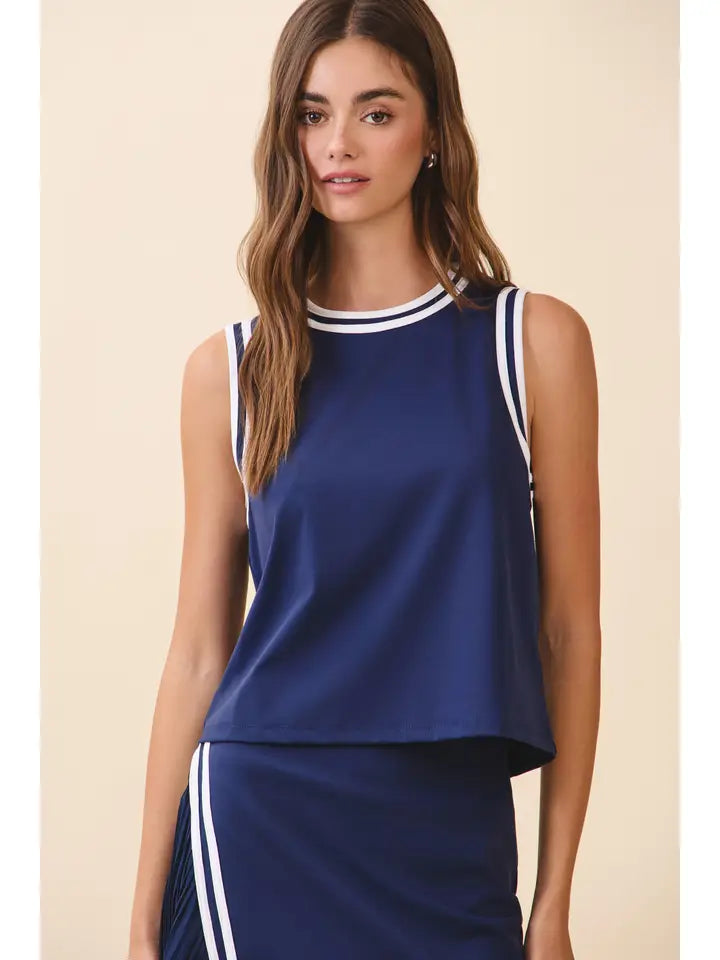 Trim Detail Athletic Set
