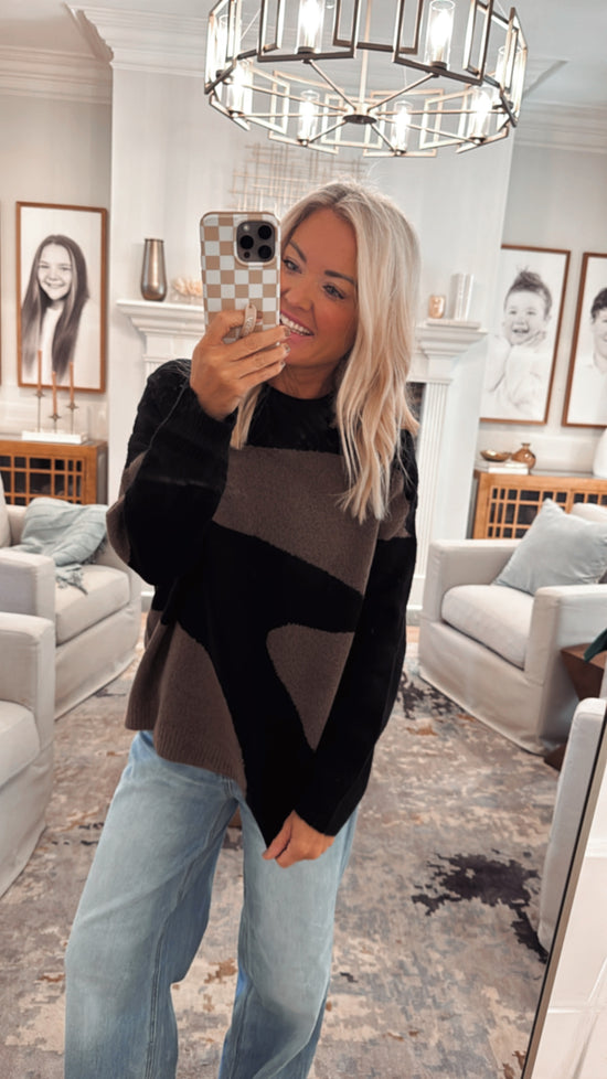 ABSTRACT PATTERN SWEATER TOP