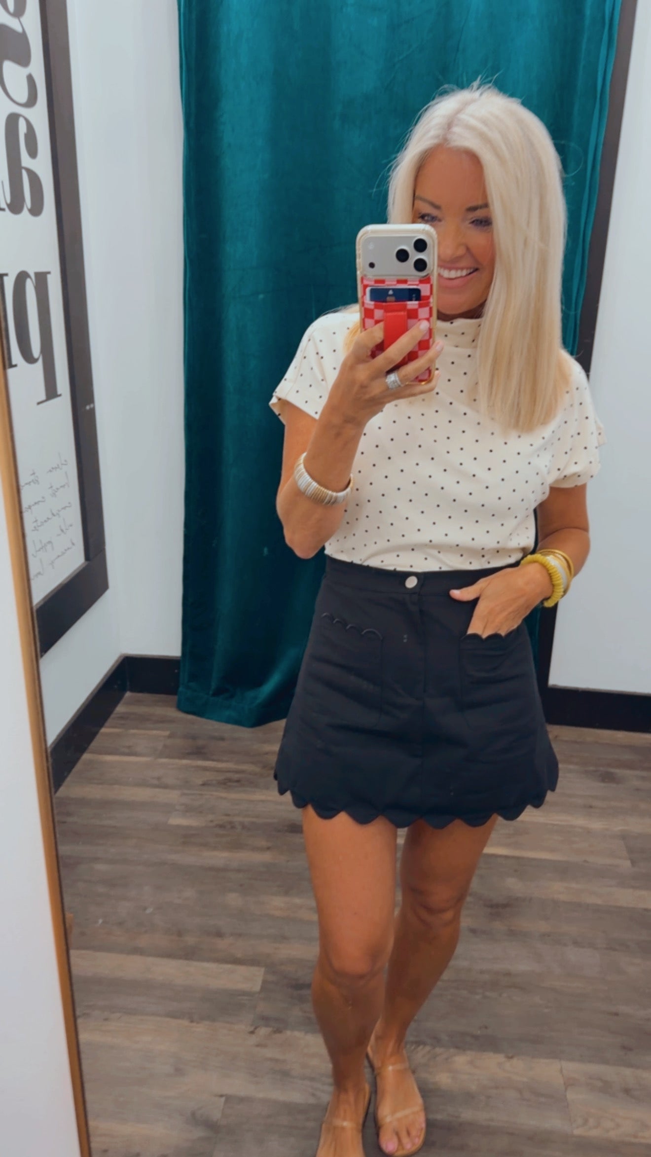 Scalloped Hem Mini Skirt