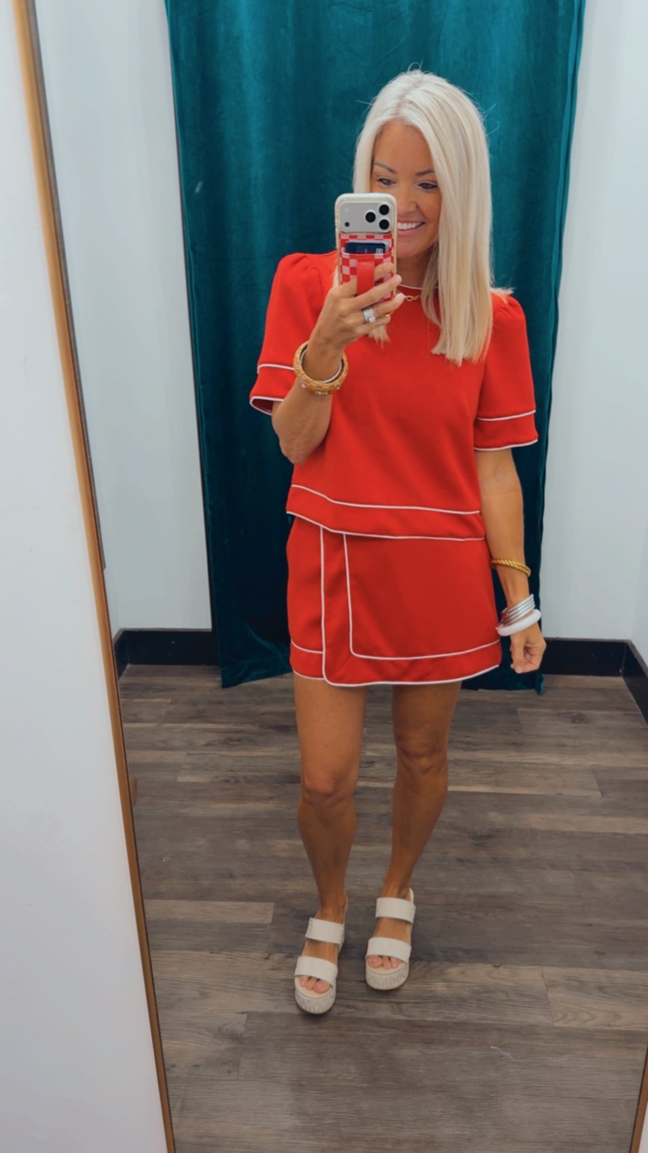 Contrast Trim Puff Top