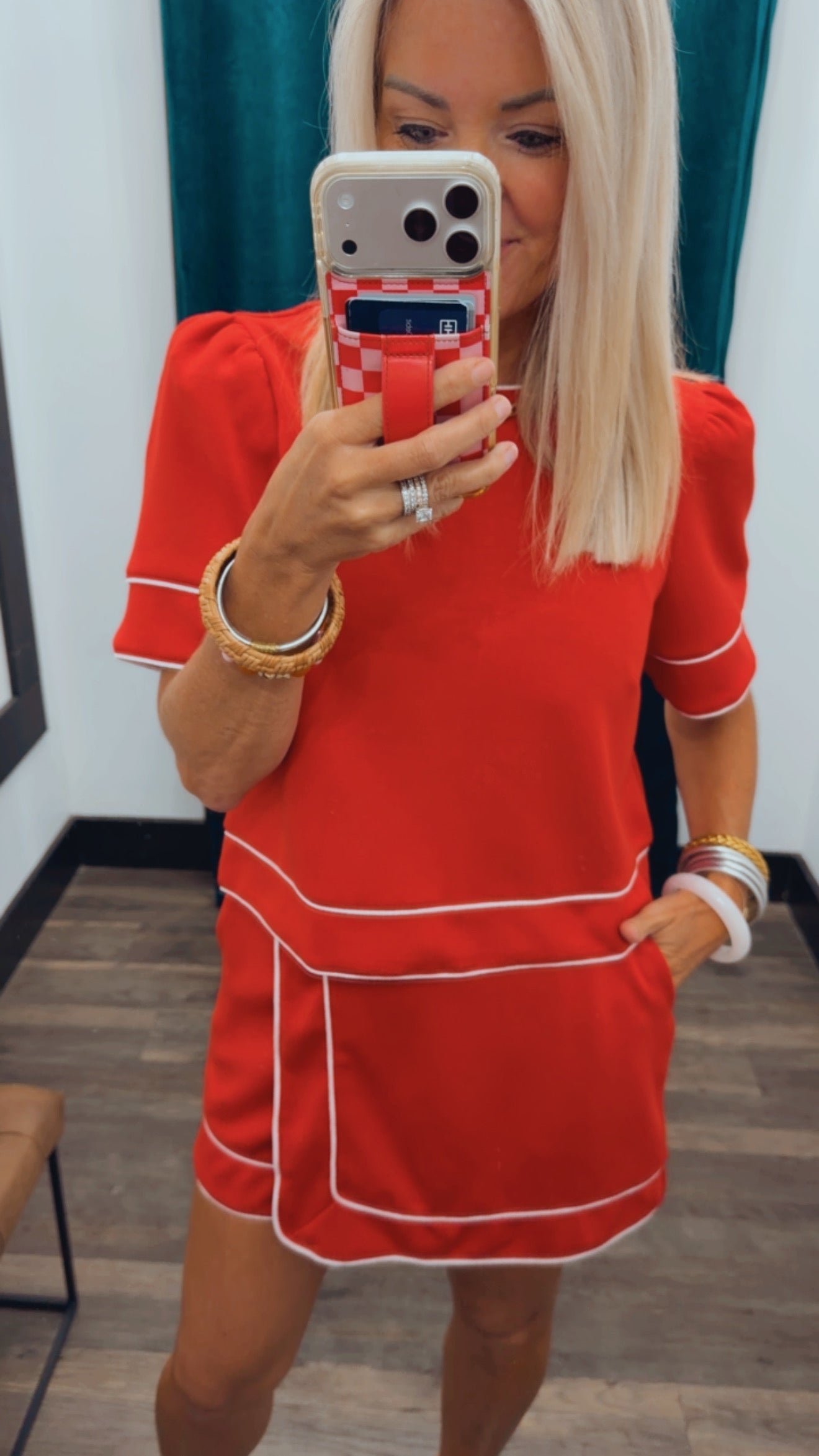 Contrast Trim Puff Top