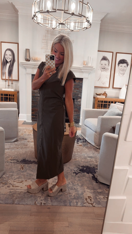 THML Cap Sleeve Ruched Button Midi Dress