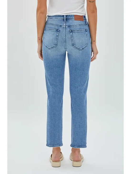 Hidden Tracey High Rise Straight Jean