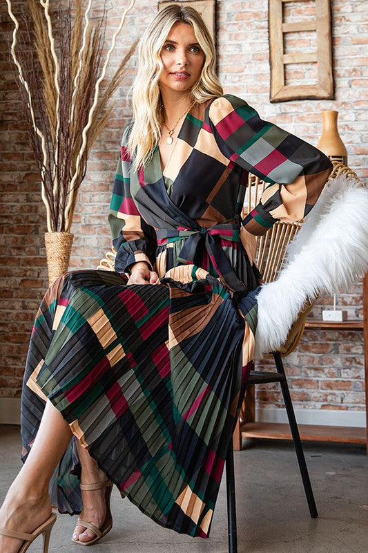 Load image into Gallery viewer, Abstract Maxi Dress
