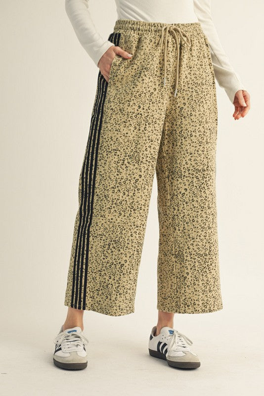 Stripe Trim Animal Sweatpants