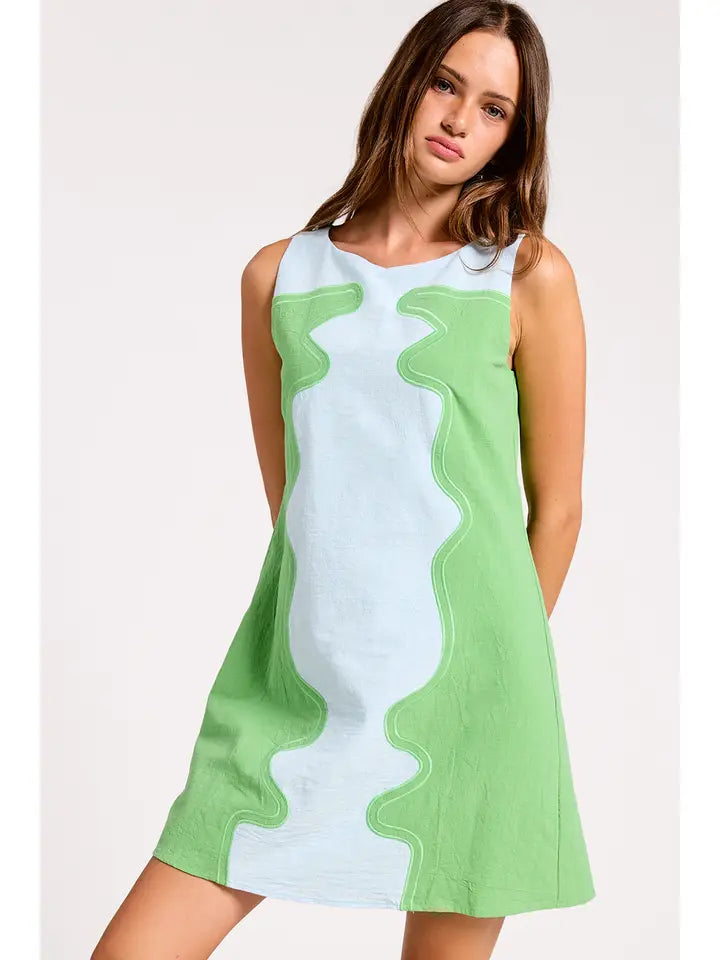 Wavy Pop Shift Dress