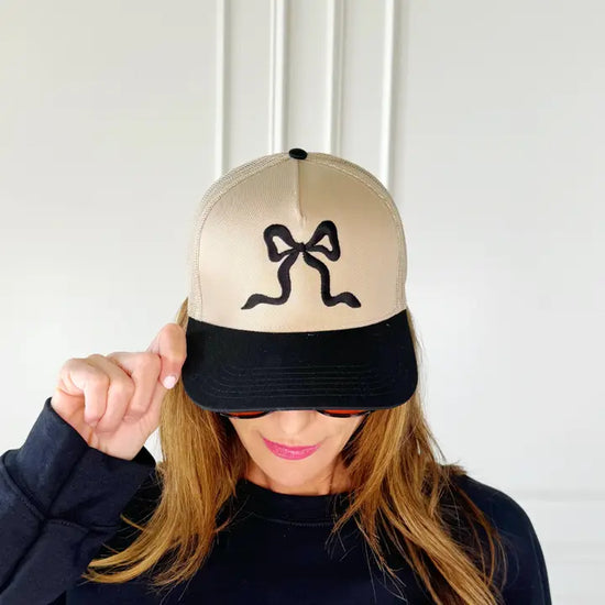 Bow Trucker  Hat