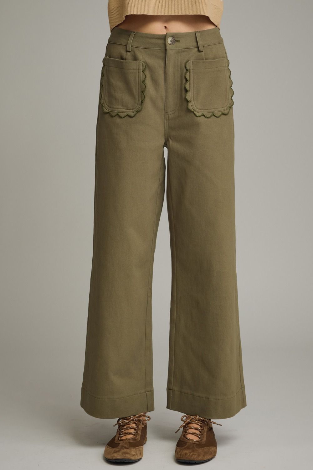 Scallop Pocket Jeans