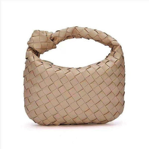 Load image into Gallery viewer, Hand Woven Small Hobo
